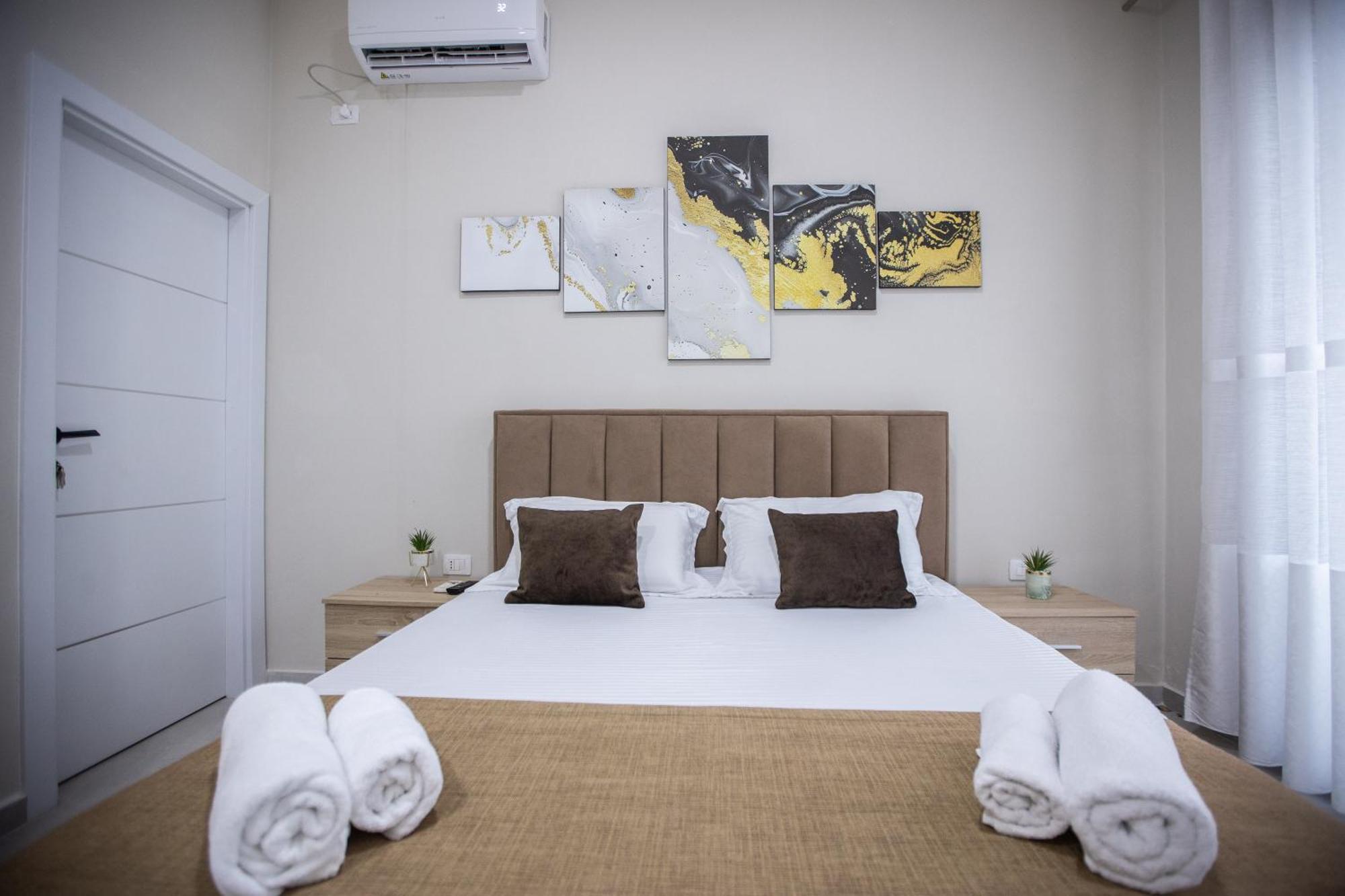 Eka Luxury Seaview Apartments Vlorë Eksteriør bilde