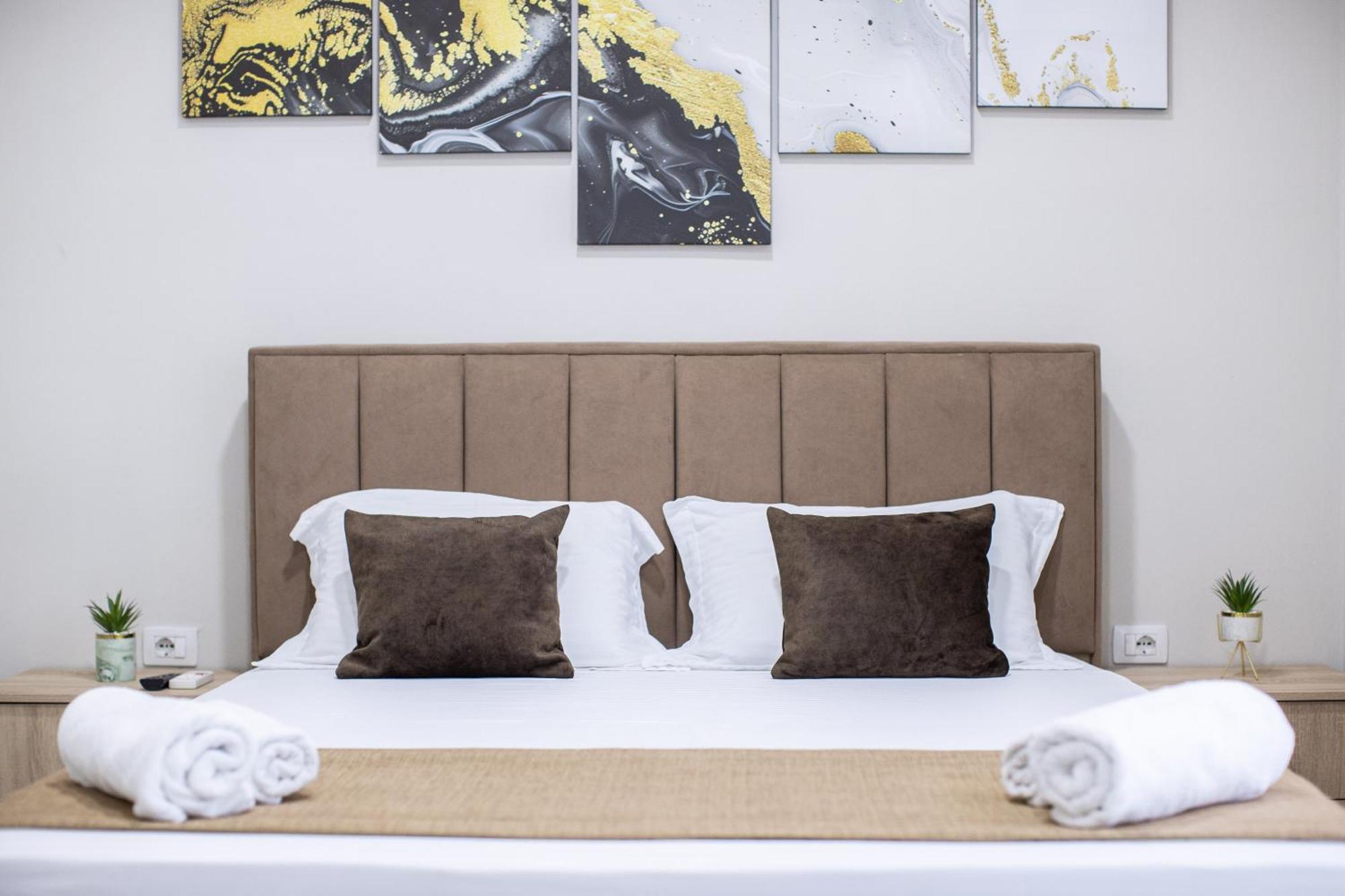 Eka Luxury Seaview Apartments Vlorë Eksteriør bilde