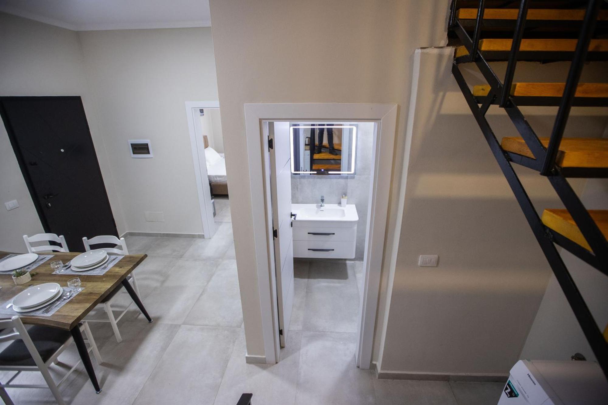 Eka Luxury Seaview Apartments Vlorë Eksteriør bilde